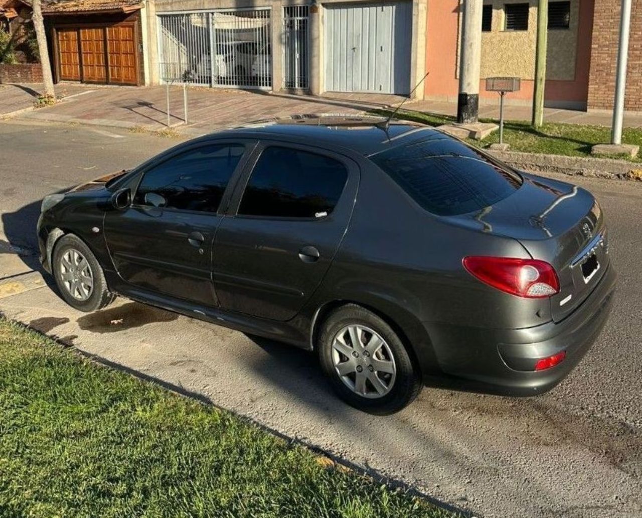 Peugeot 207 Usado en Mendoza, deRuedas
