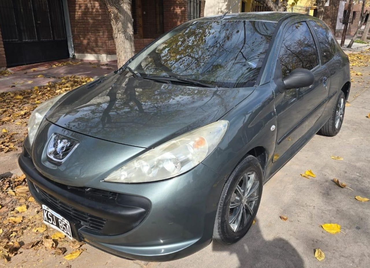 Peugeot 207 Usado Financiado en Mendoza, deRuedas