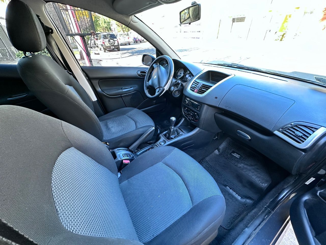 Peugeot 207 Usado en Mendoza, deRuedas