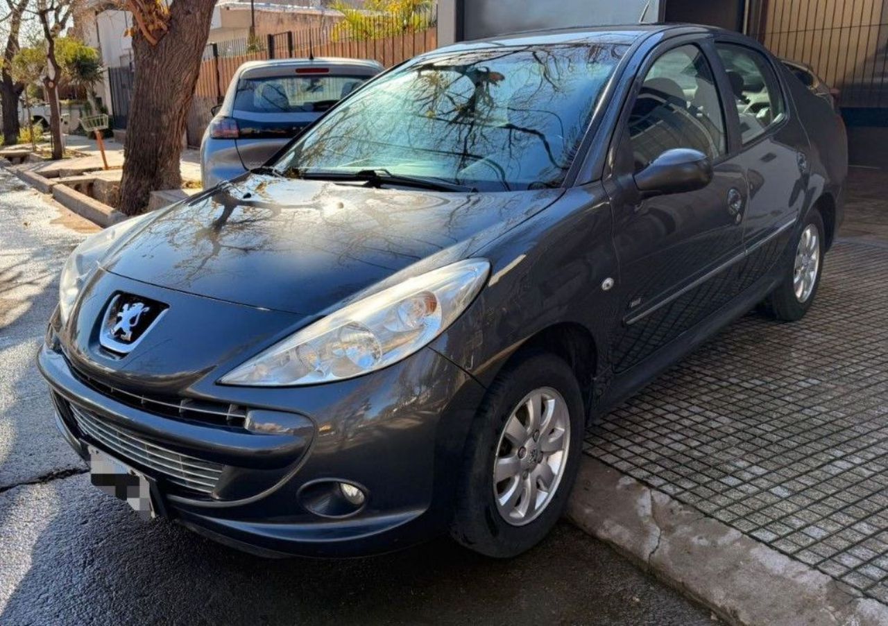 Peugeot 207 Usado en Mendoza, deRuedas