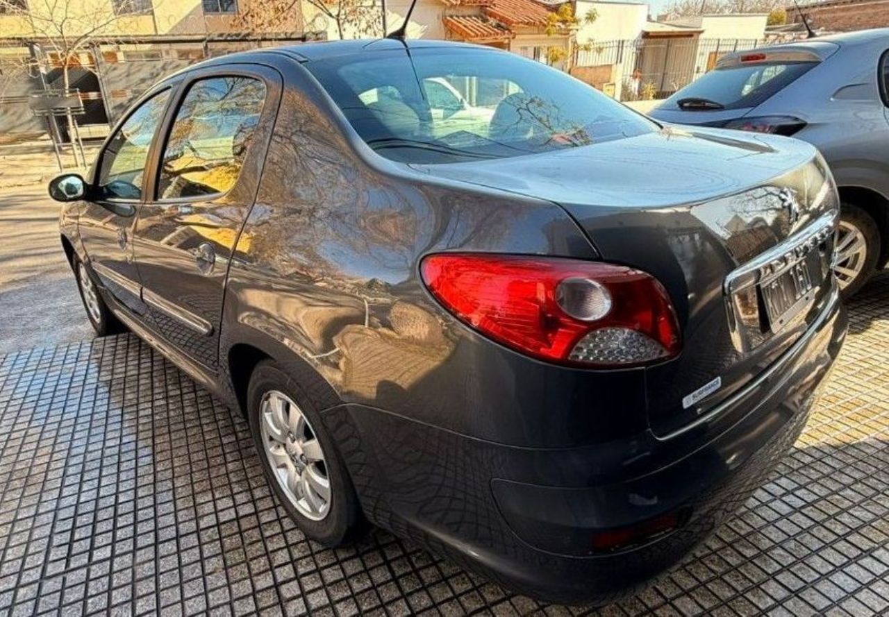 Peugeot 207 Usado en Mendoza, deRuedas