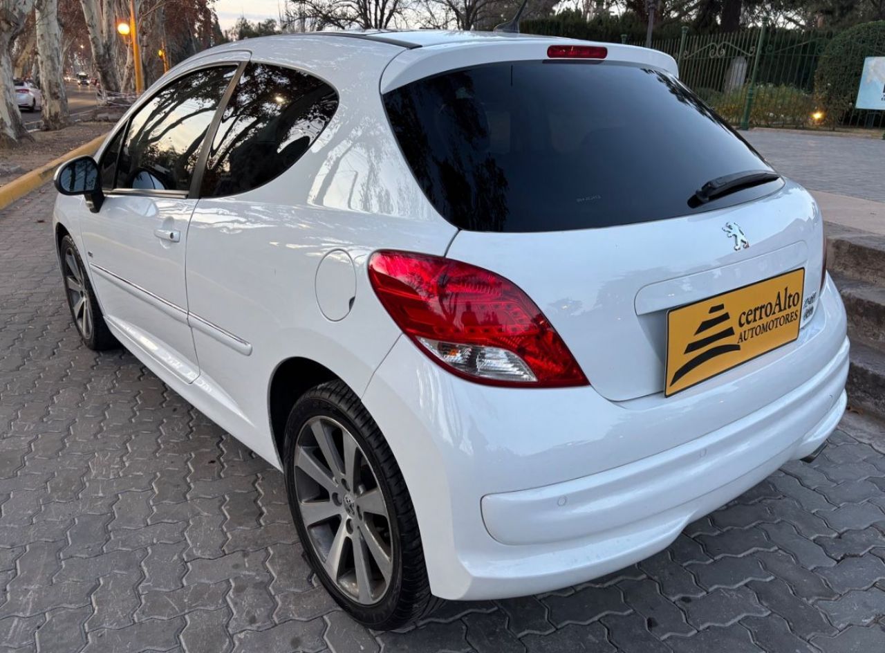 Peugeot 207 Usado en Mendoza, deRuedas