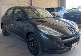 Peugeot 207 Usado en Mendoza Financiado