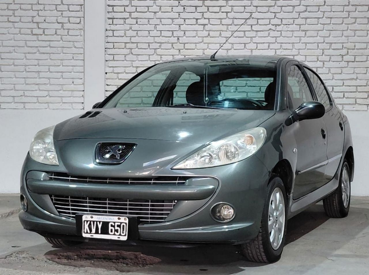 Peugeot 207 Usado Financiado en Mendoza, deRuedas