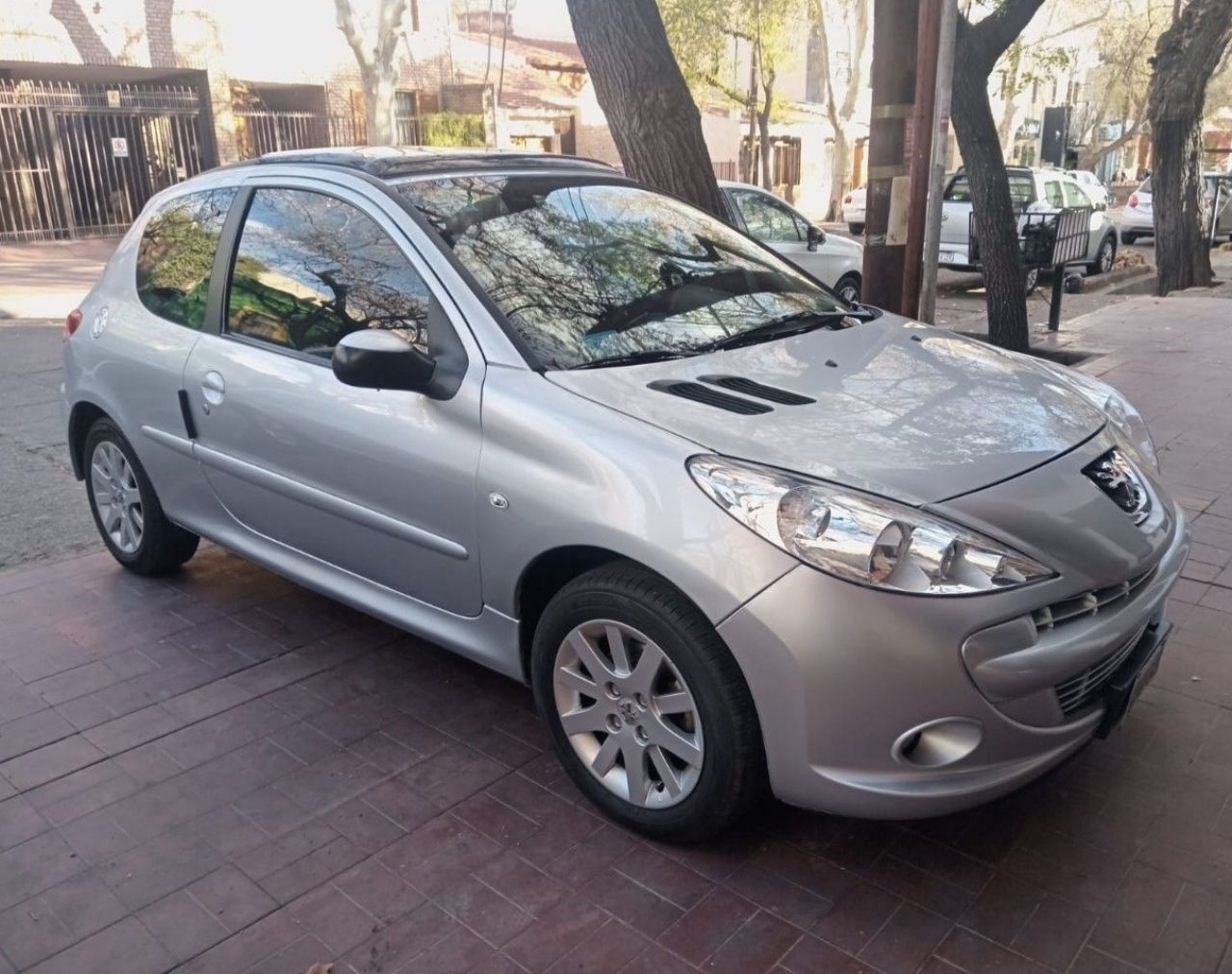 Peugeot 207 Usado en Mendoza, deRuedas