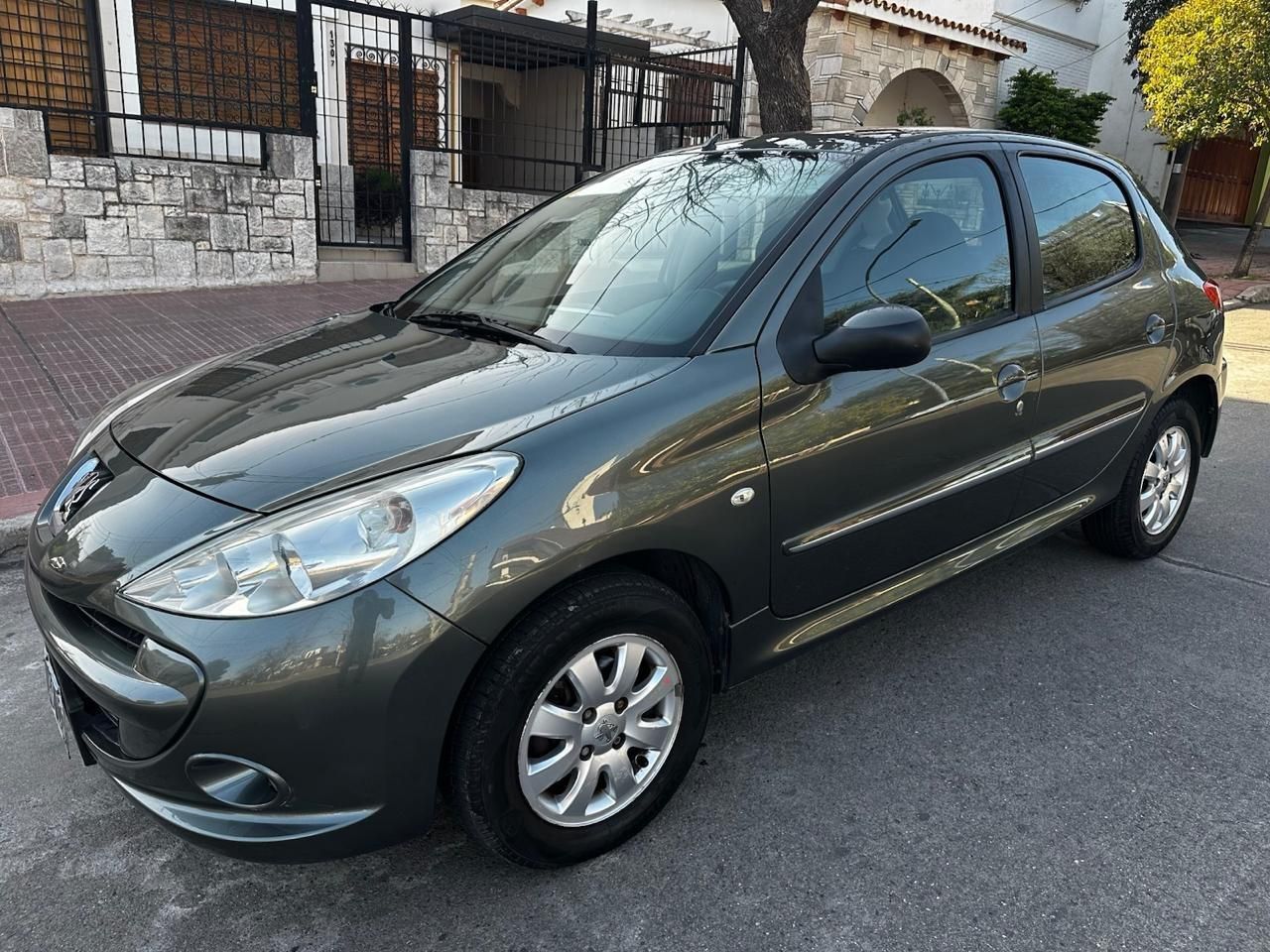 Peugeot 207 Usado Financiado en Córdoba, deRuedas