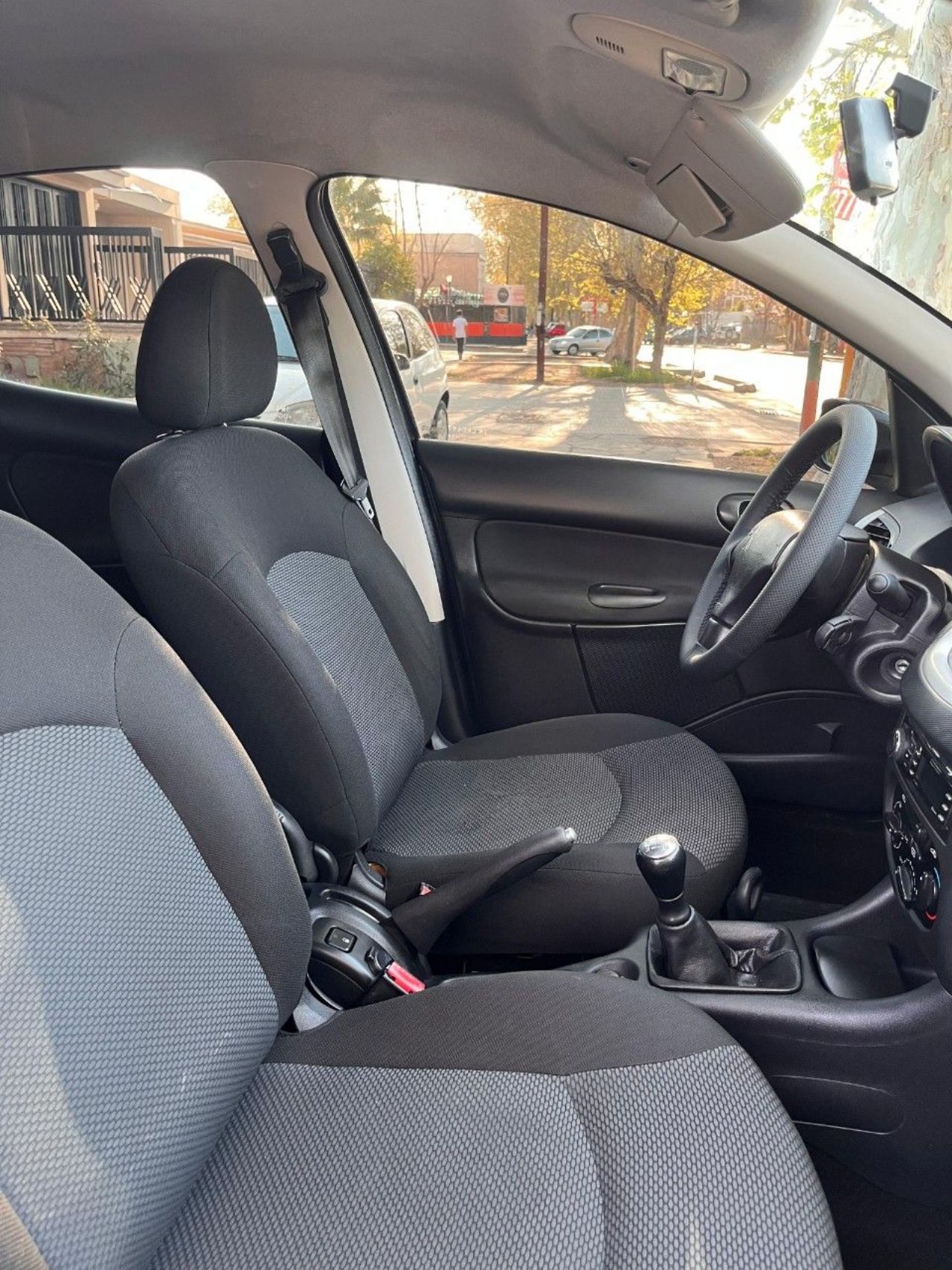 Peugeot 207 Usado en Mendoza, deRuedas