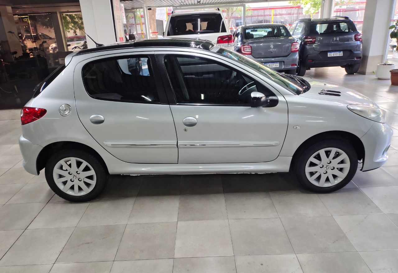 Peugeot 207 Usado en Mendoza, deRuedas