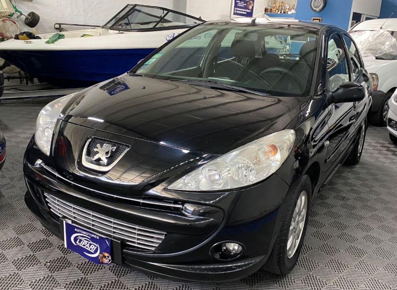 Peugeot 207 Usado Financiado en Mendoza, deRuedas
