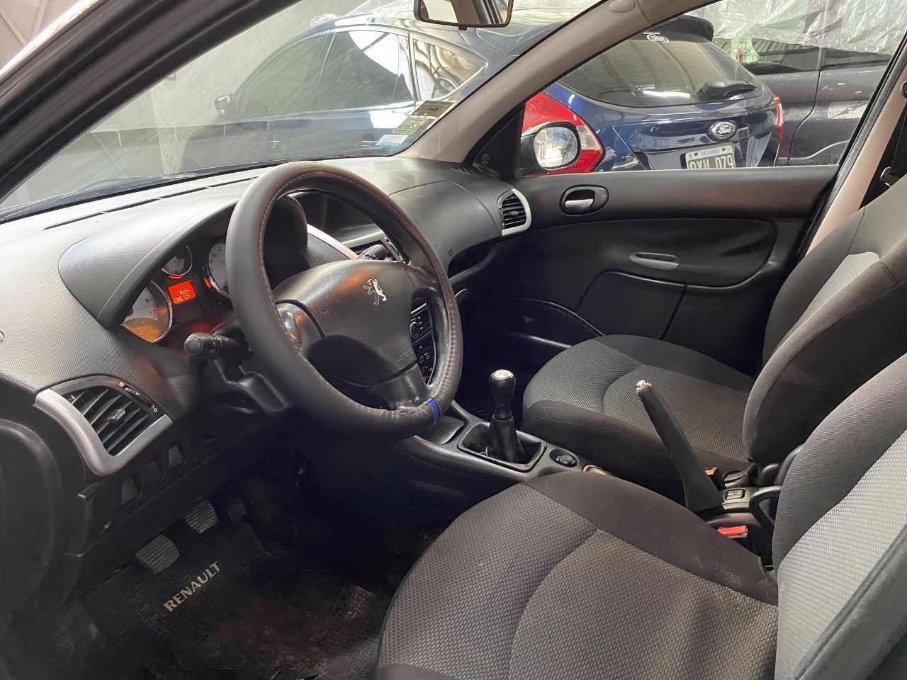 Peugeot 207 Usado Financiado en Mendoza, deRuedas