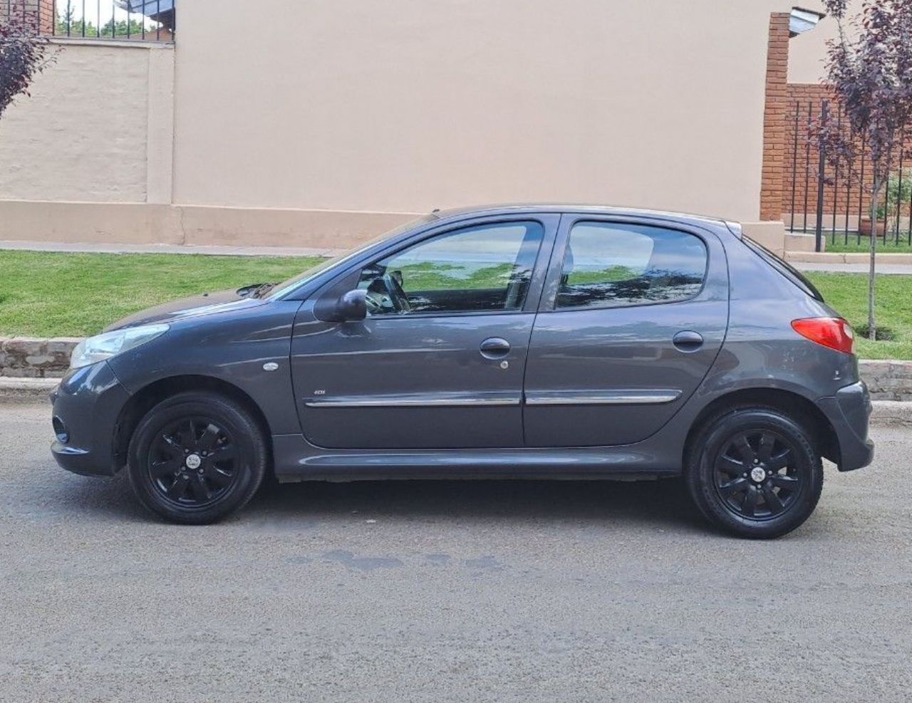 Peugeot 207 Usado en Mendoza, deRuedas