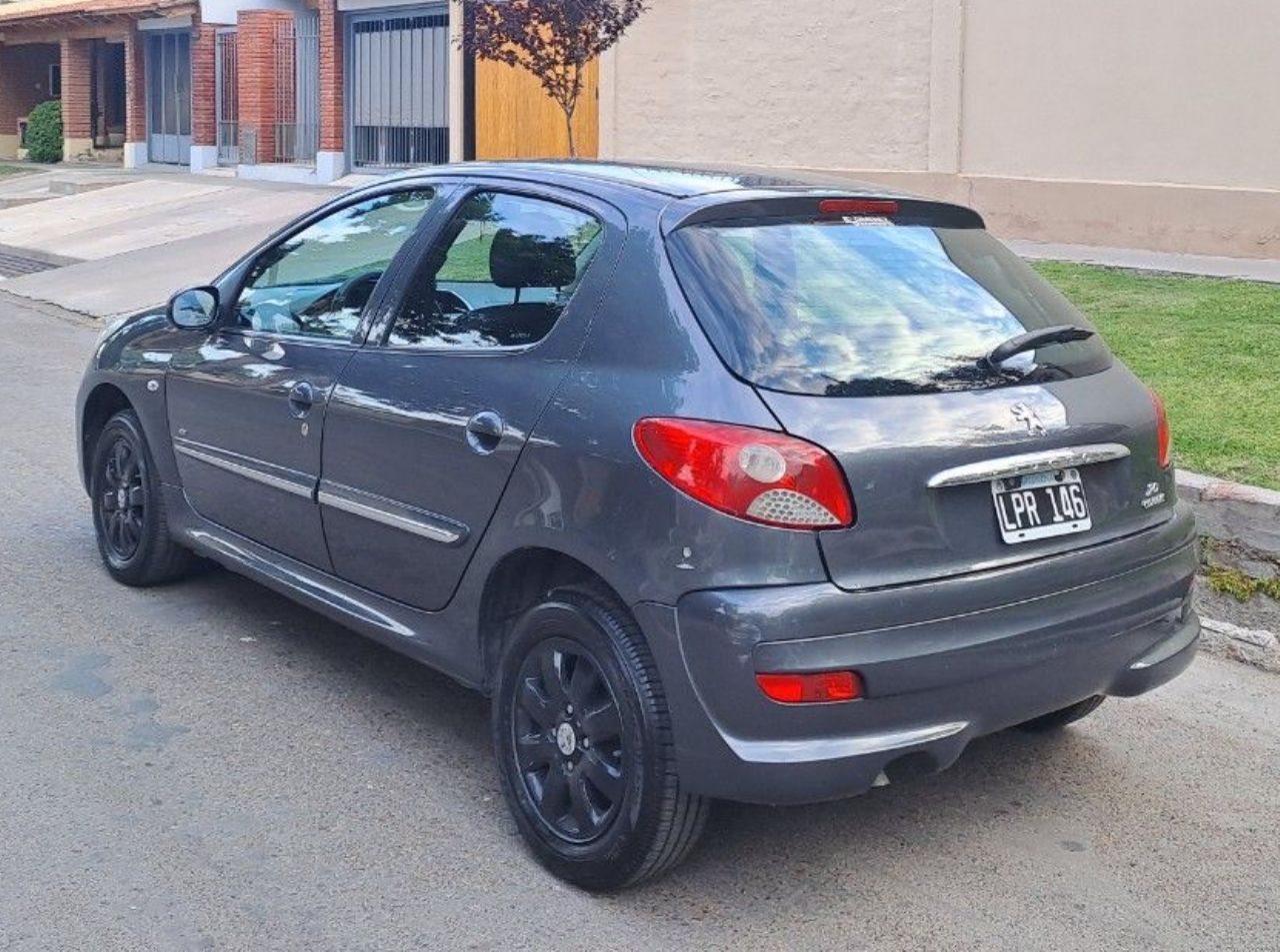Peugeot 207 Usado en Mendoza, deRuedas