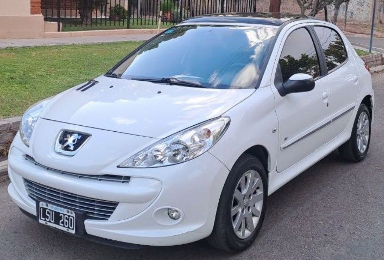 Peugeot 207 Usado en Mendoza, deRuedas