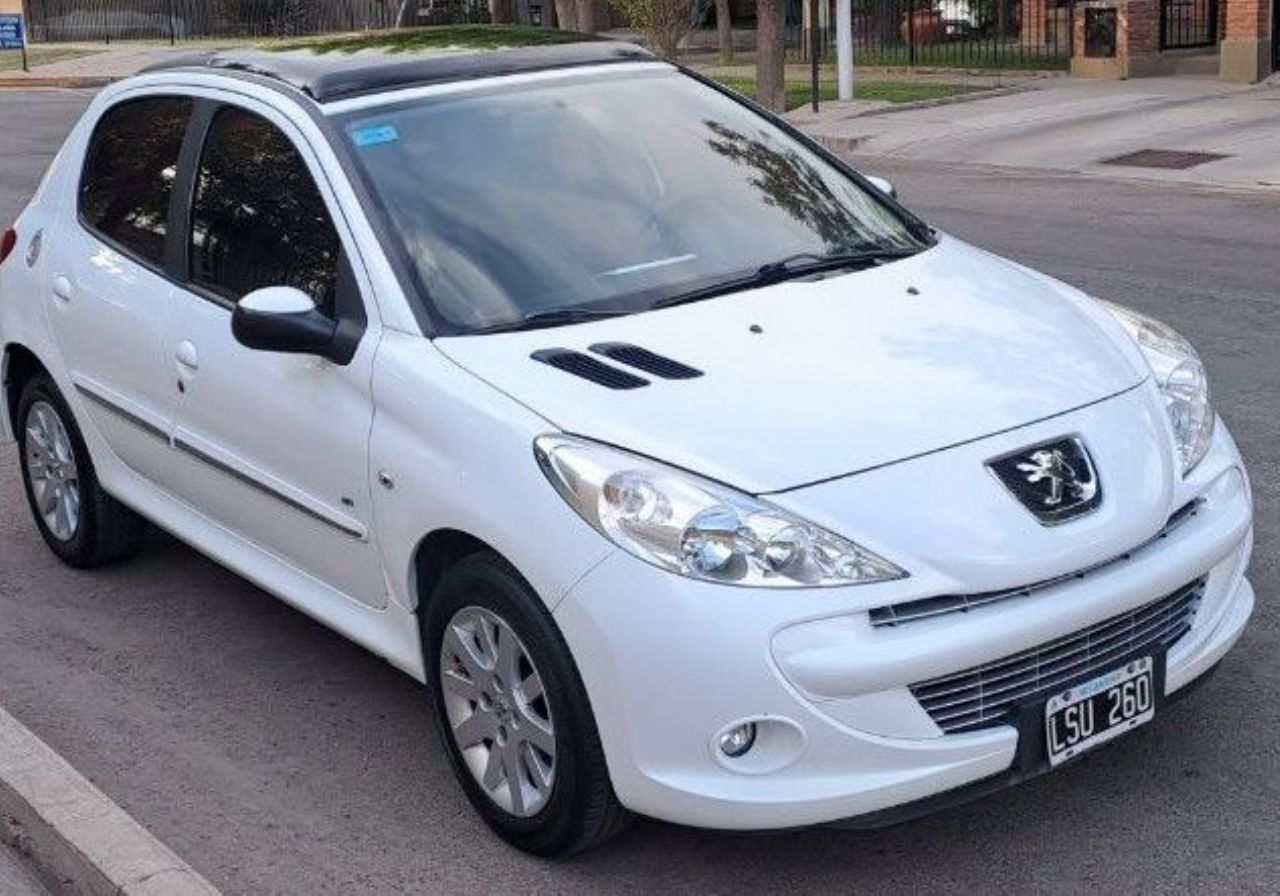 Peugeot 207 Usado en Mendoza, deRuedas