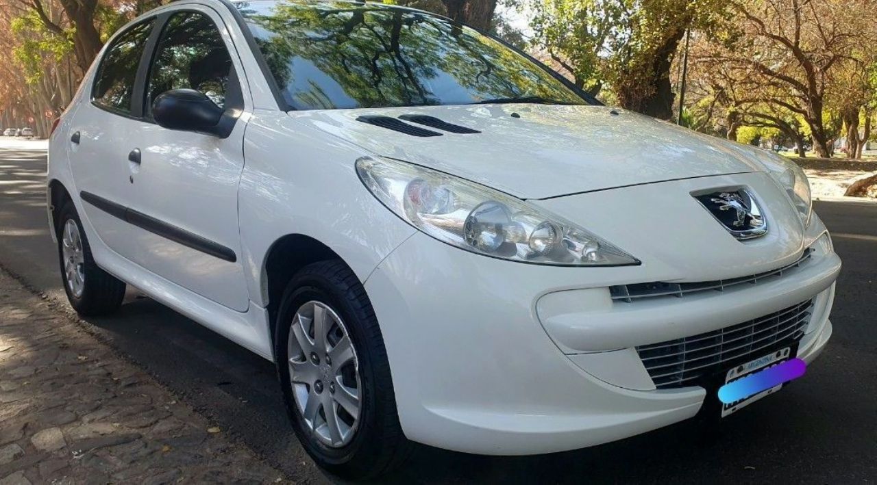 Peugeot 207 Usado en Mendoza, deRuedas