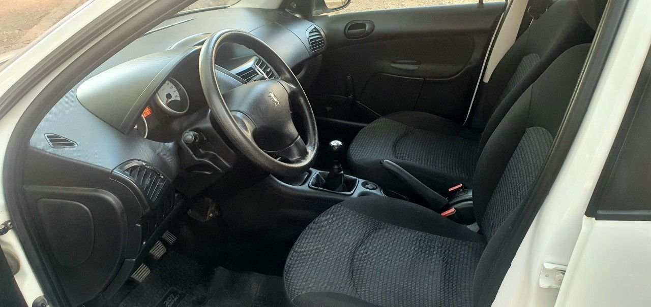 Peugeot 207 Usado en Mendoza, deRuedas