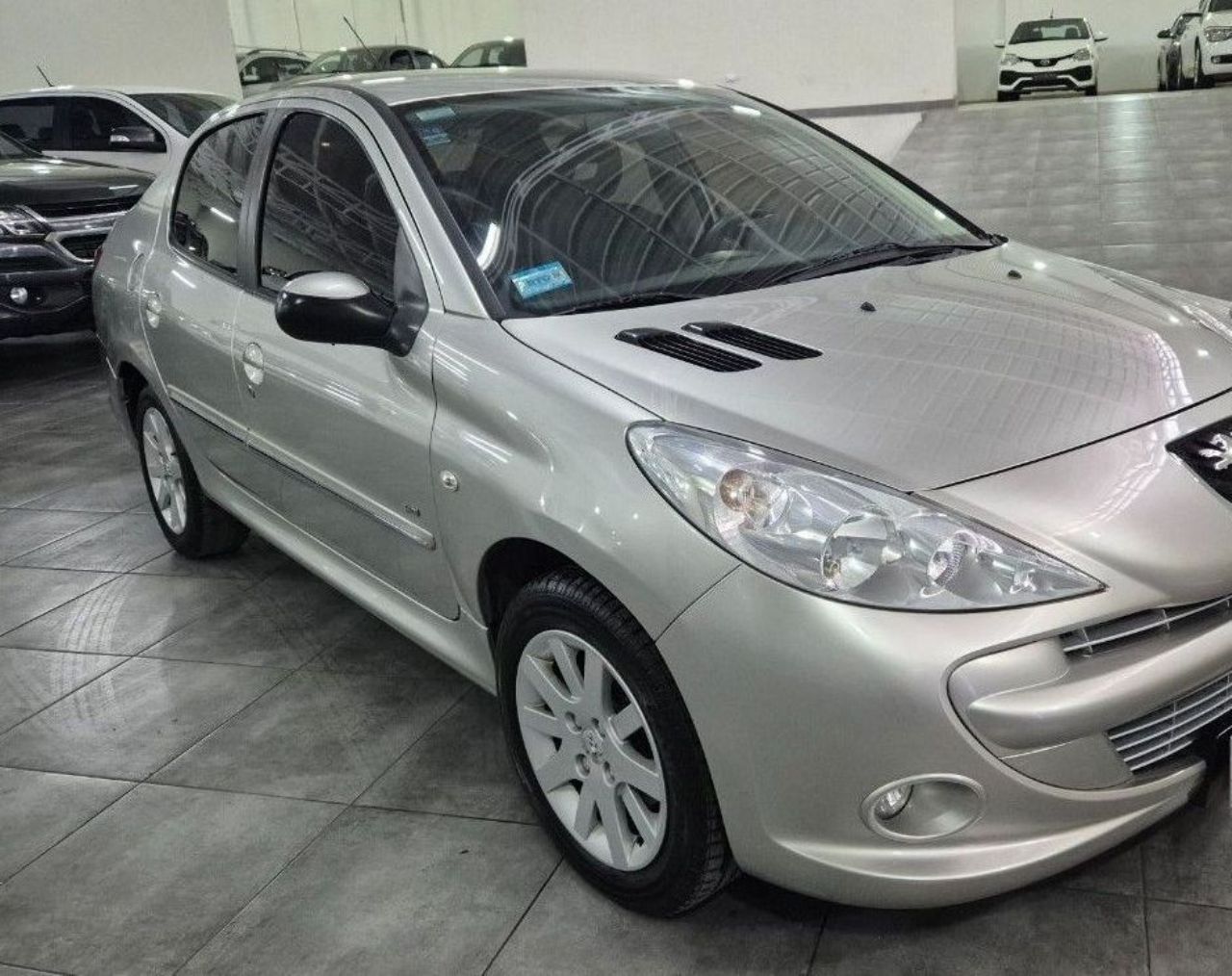 Peugeot 207 Usado Financiado en Mendoza, deRuedas