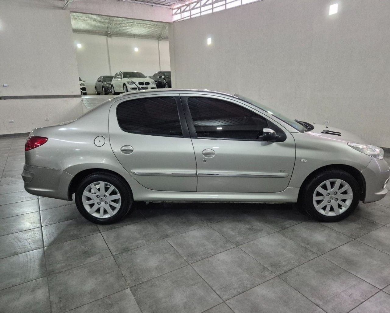 Peugeot 207 Usado Financiado en Mendoza, deRuedas