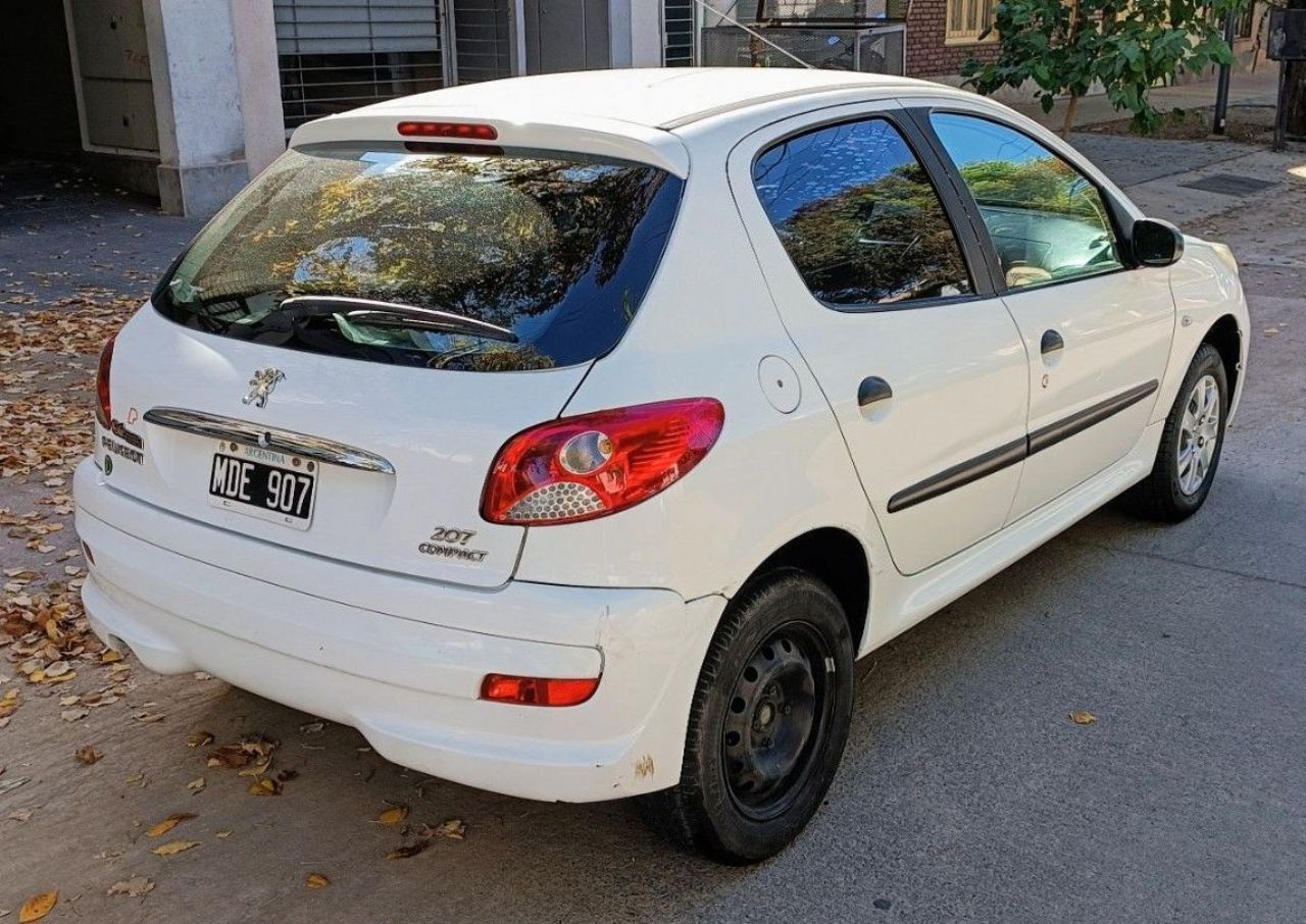 Peugeot 207 Usado Financiado en Mendoza, deRuedas