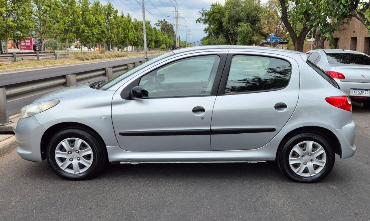 Peugeot 207 Usado en Mendoza, deRuedas