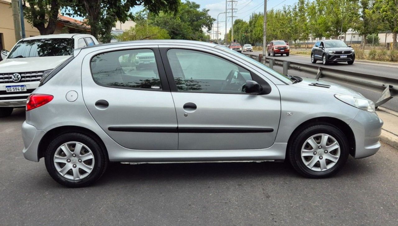 Peugeot 207 Usado en Mendoza, deRuedas
