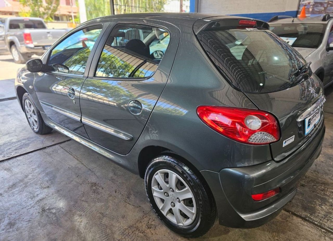 Peugeot 207 Usado en Mendoza, deRuedas