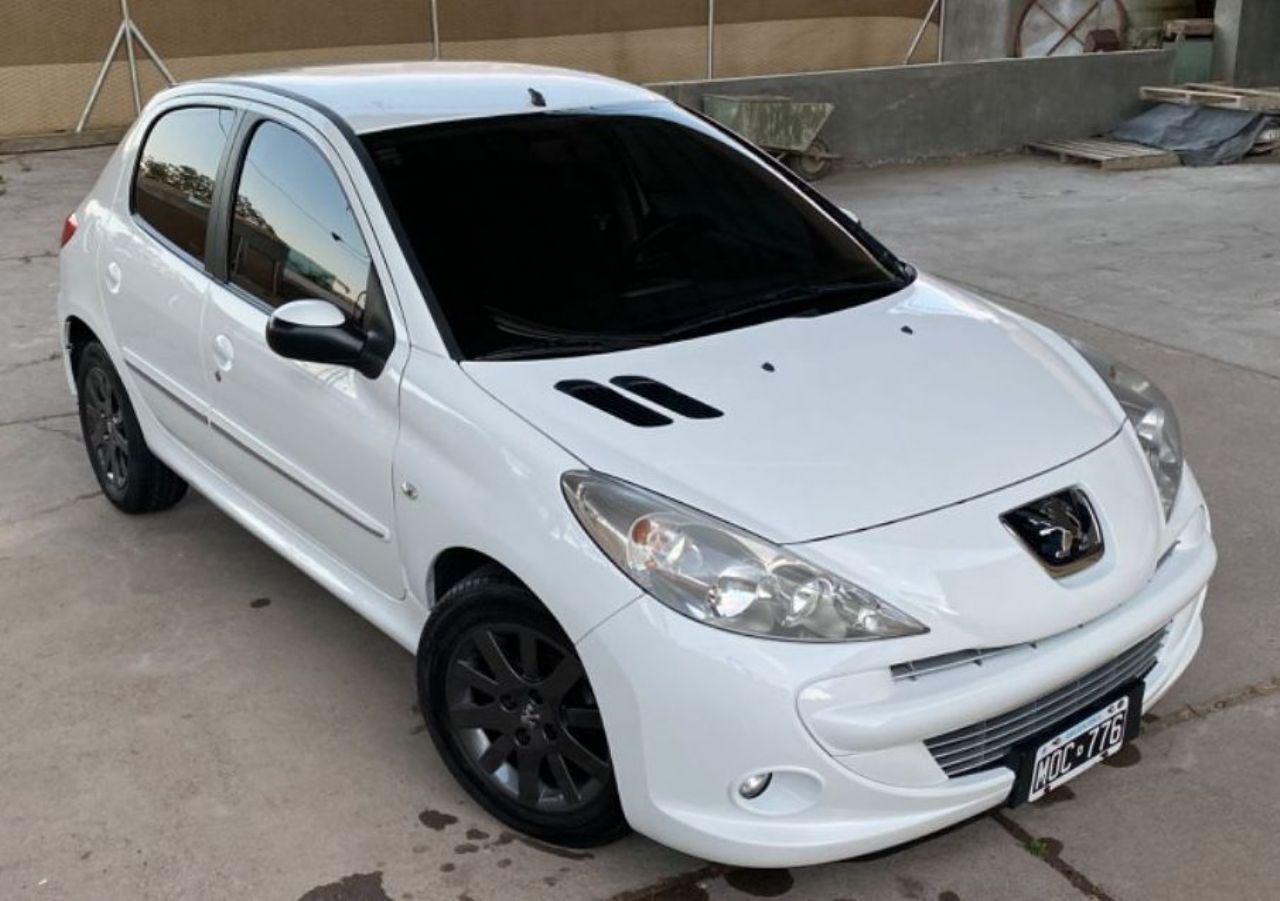 Peugeot 207 Usado en Mendoza, deRuedas