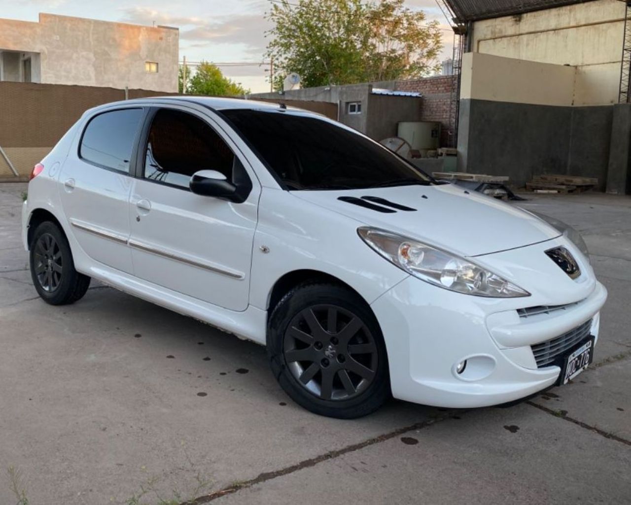 Peugeot 207 Usado en Mendoza, deRuedas