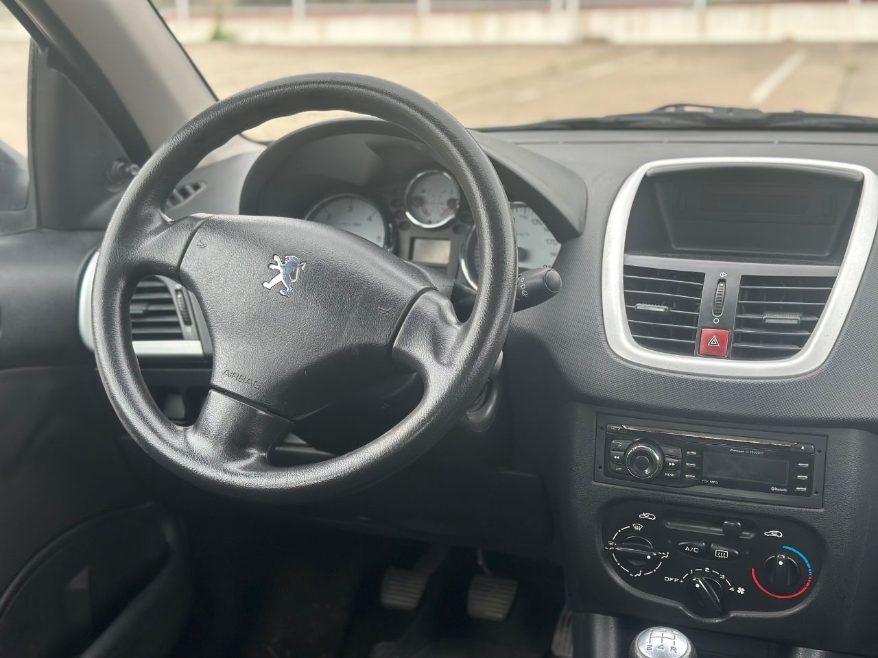 Peugeot 207 Usado Financiado en Córdoba, deRuedas