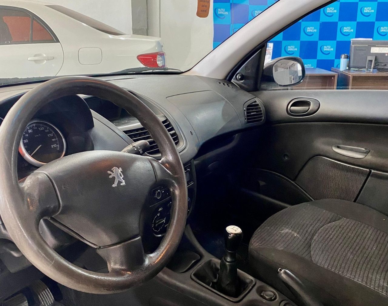 Peugeot 207 Usado Financiado en San Luis, deRuedas