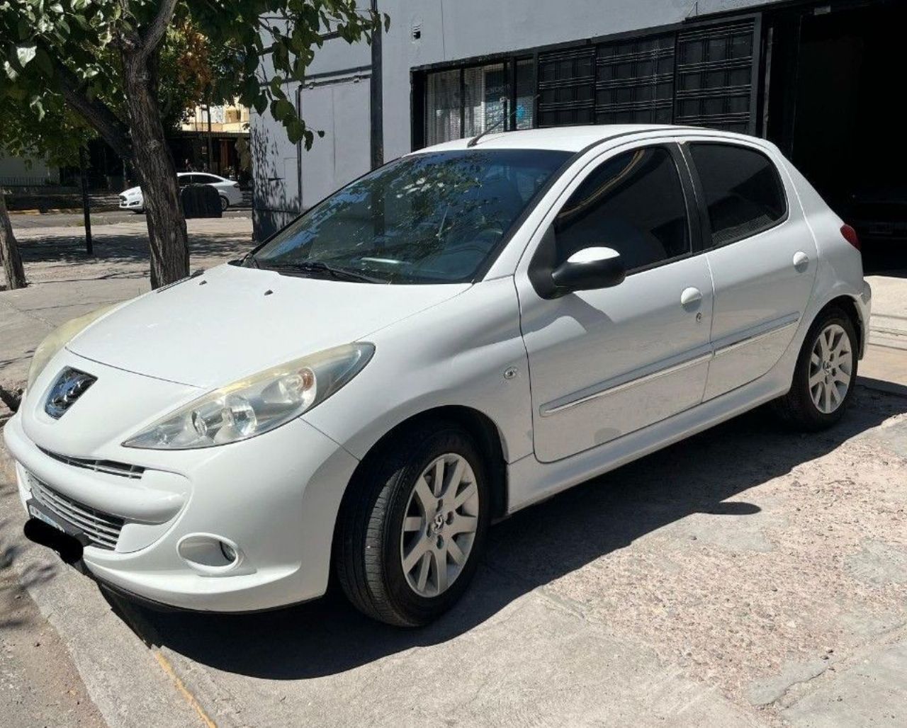 Peugeot 207 Usado Financiado en Mendoza, deRuedas