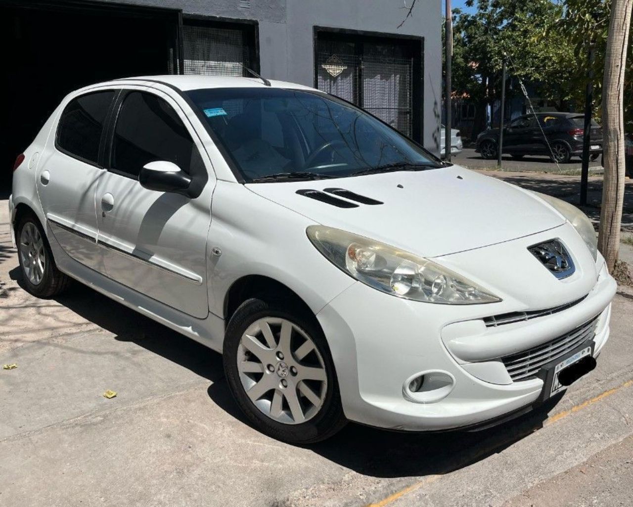 Peugeot 207 Usado Financiado en Mendoza, deRuedas