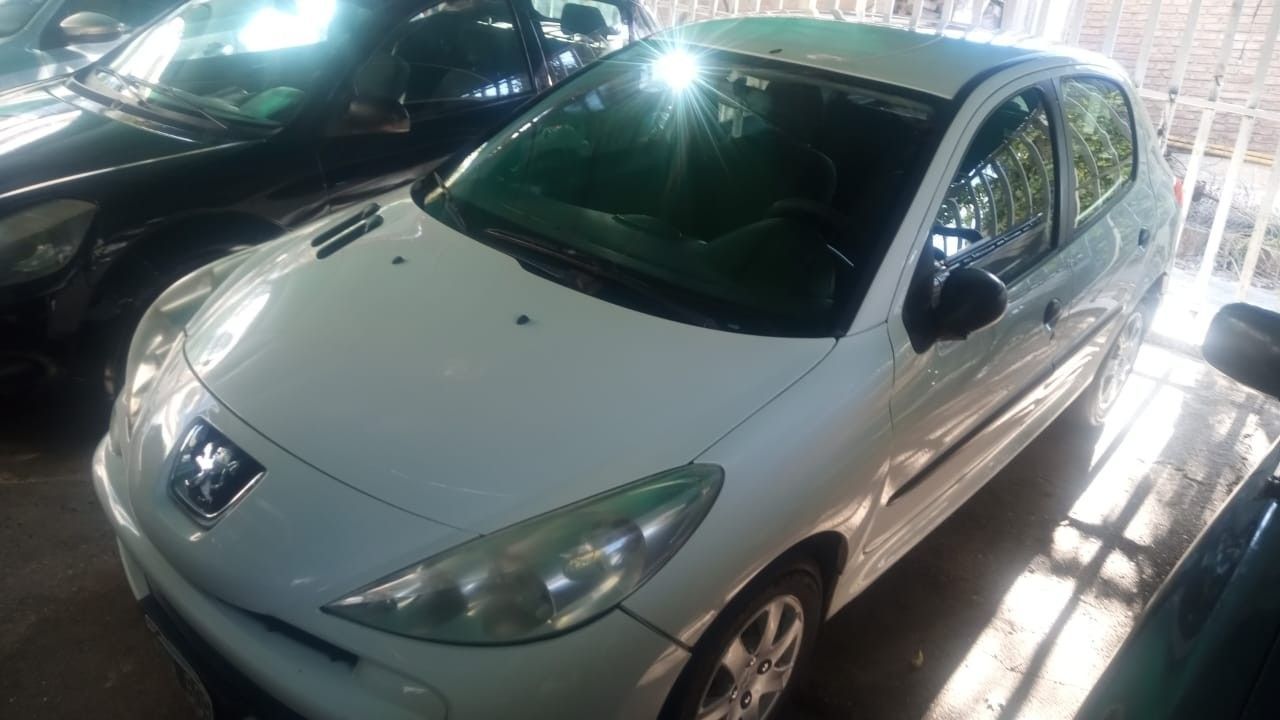 Peugeot 207 Usado Financiado en Córdoba, deRuedas