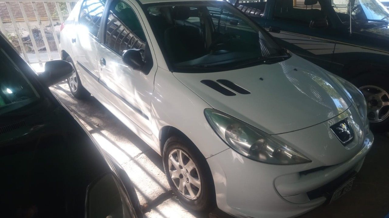 Peugeot 207 Usado Financiado en Córdoba, deRuedas