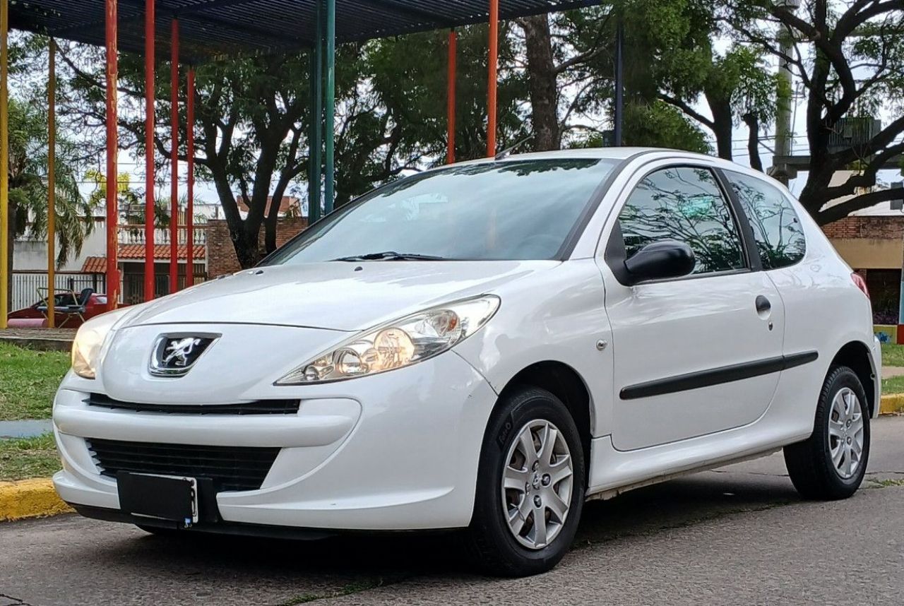 Peugeot 207 Usado Financiado en Córdoba, deRuedas