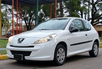 Peugeot 207 Usado en Córdoba Financiado