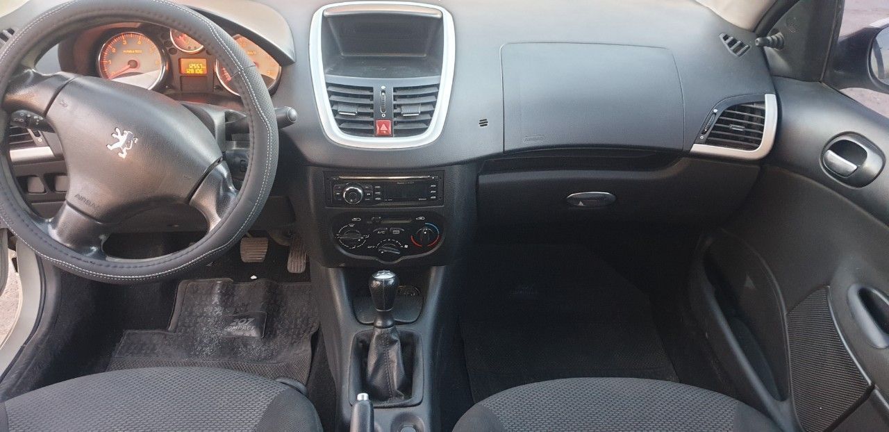 Peugeot 207 Usado en Mendoza, deRuedas