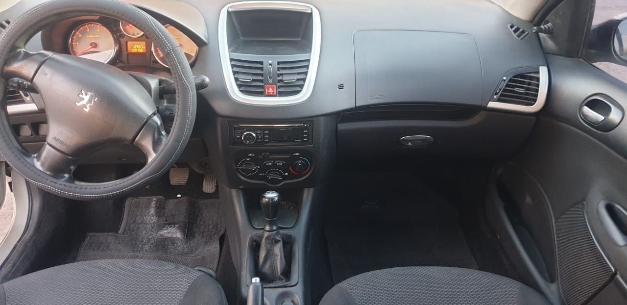 Peugeot 207 Usado Financiado en Mendoza, deRuedas