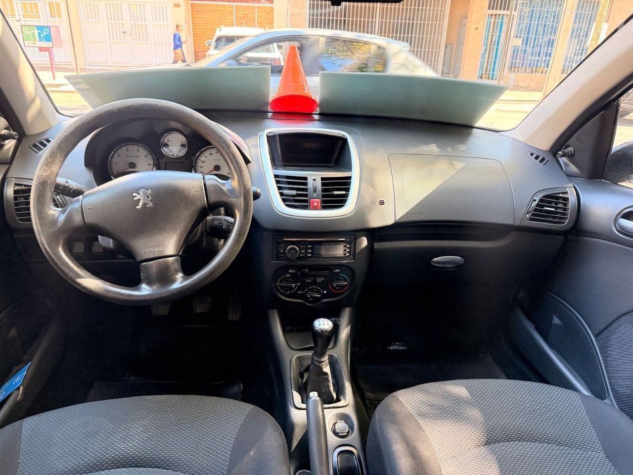 Peugeot 207 Usado Financiado en Mendoza, deRuedas