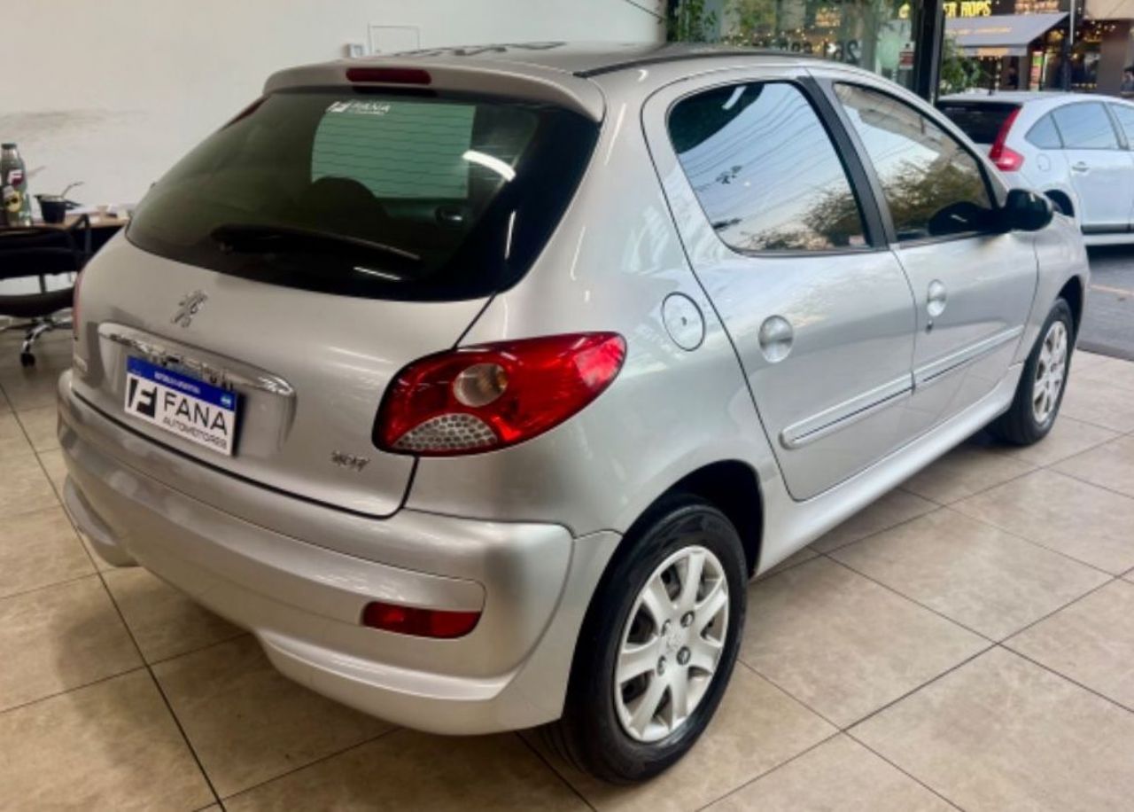 Peugeot 207 Usado Financiado en Mendoza, deRuedas