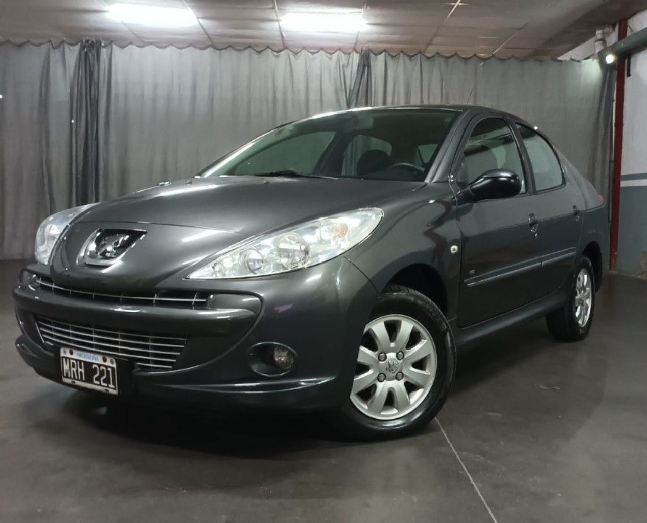 Peugeot 207 Usado Financiado en Mendoza, deRuedas