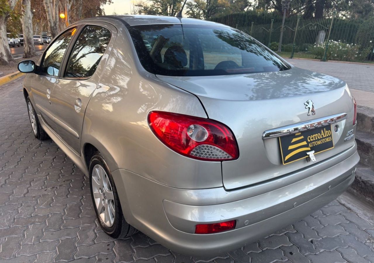 Peugeot 207 Usado en Mendoza, deRuedas