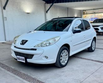 Peugeot 207 Usado en Mendoza Financiado
