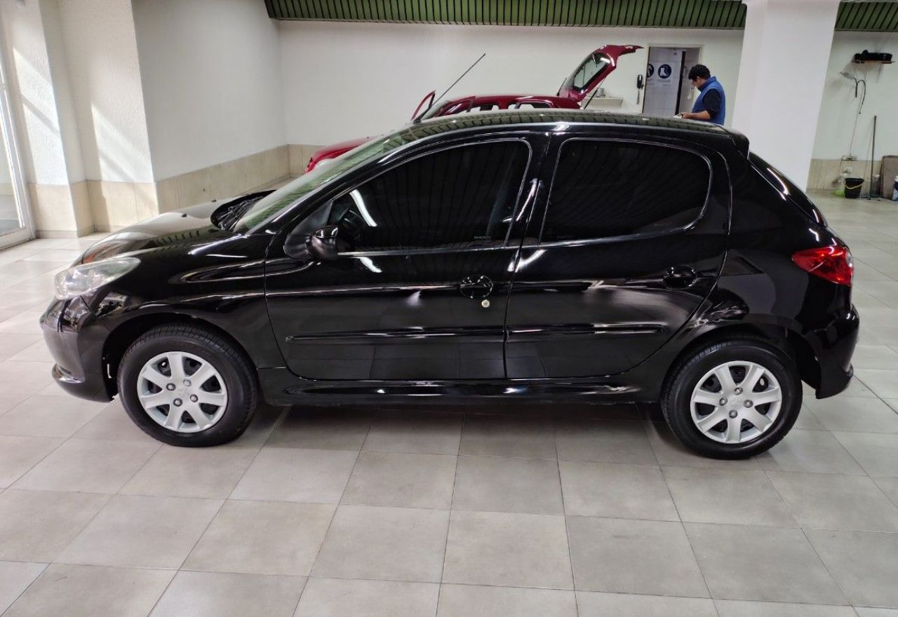 Peugeot 207 Usado en Mendoza, deRuedas