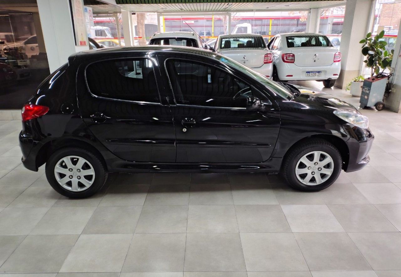 Peugeot 207 Usado en Mendoza, deRuedas