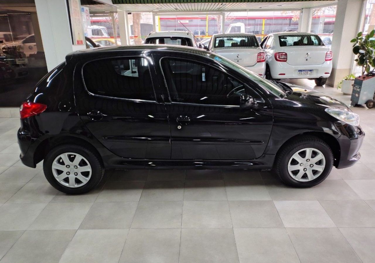 Peugeot 207 Usado en Mendoza, deRuedas