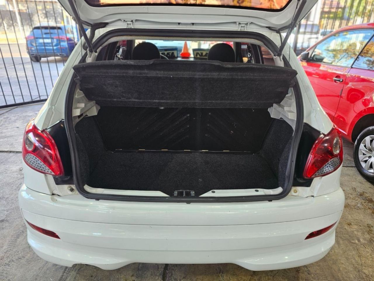 Peugeot 207 Usado en Mendoza, deRuedas