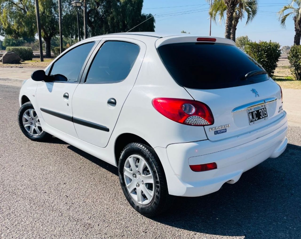 Peugeot 207 Usado Financiado en Mendoza, deRuedas