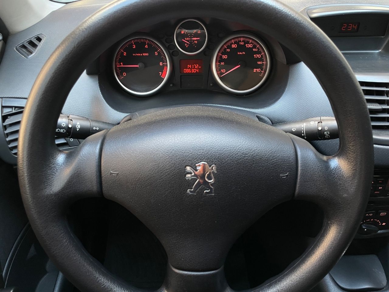 Peugeot 207 Usado Financiado en Mendoza, deRuedas