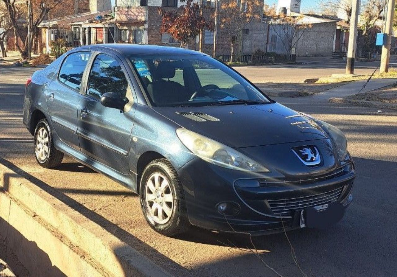 Peugeot 207 Usado en Mendoza, deRuedas